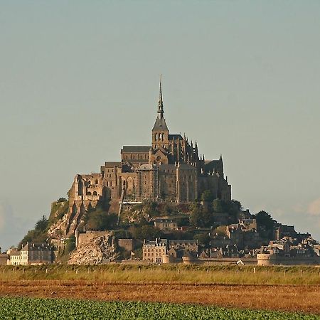 Gite A 1,9 Km Du Mont St Michel Beauvoir Kültér fotó